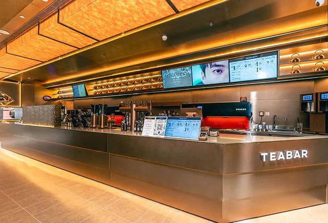 TVT体育官方网站全球已有1800+家店的霸王茶姬打造全新旗舰店TEA BAR(图2)