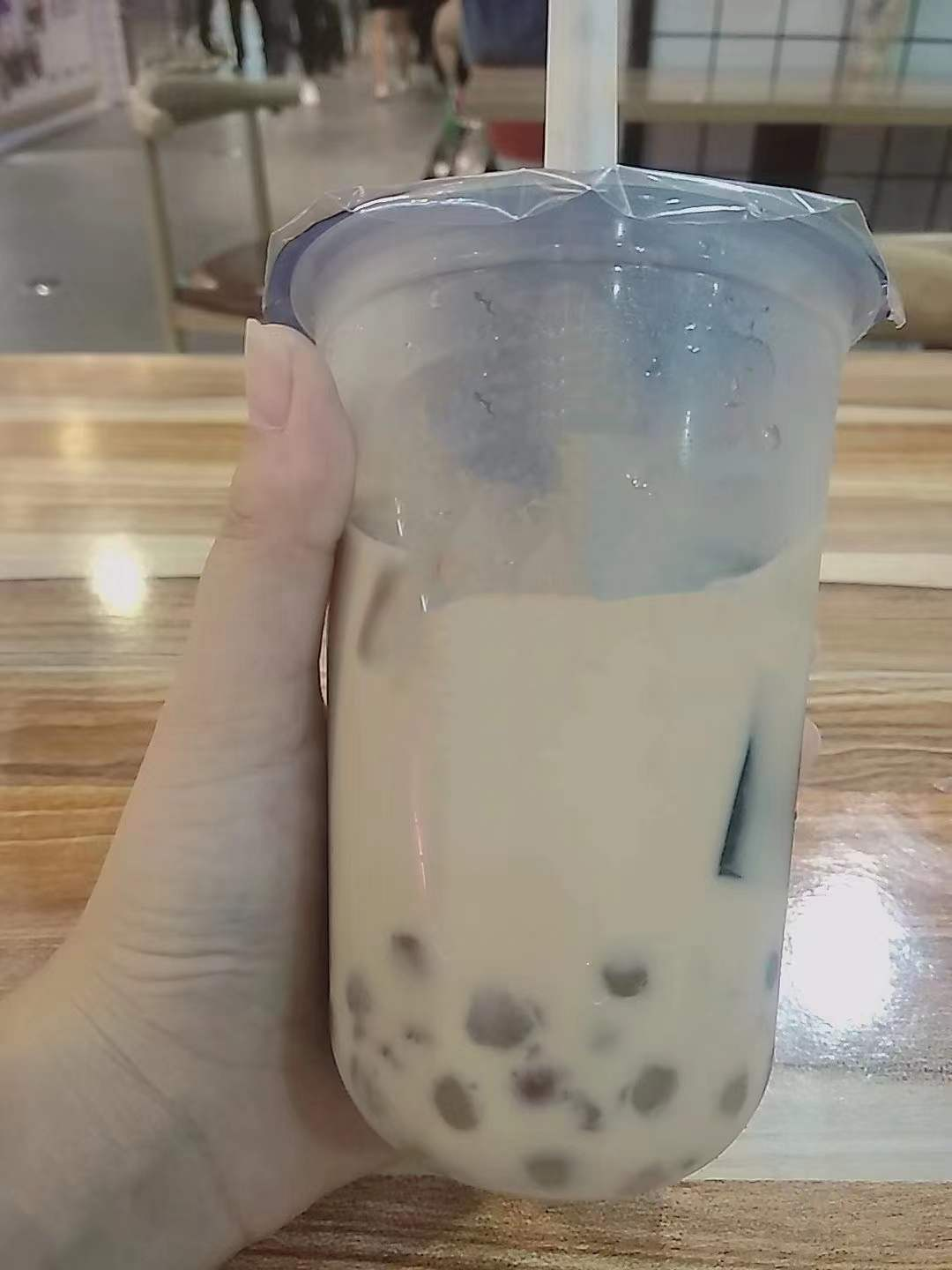 小伙喝奶茶喝进ICU奶茶还能喝吗？全科医生解答(图1)